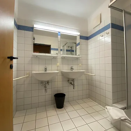 Twenty Seven City Hotel Zell am See Exterior foto