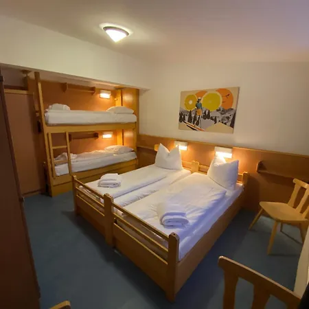 Twenty Seven City Hotel Zell am See Exterior foto